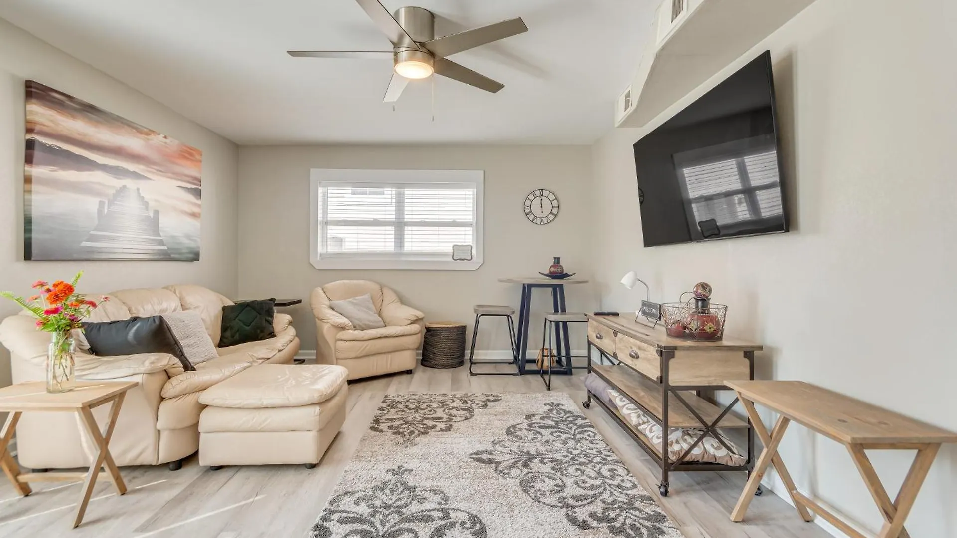 1 Mi To Dtwn Home With Furnished Patio In Pensacola United States